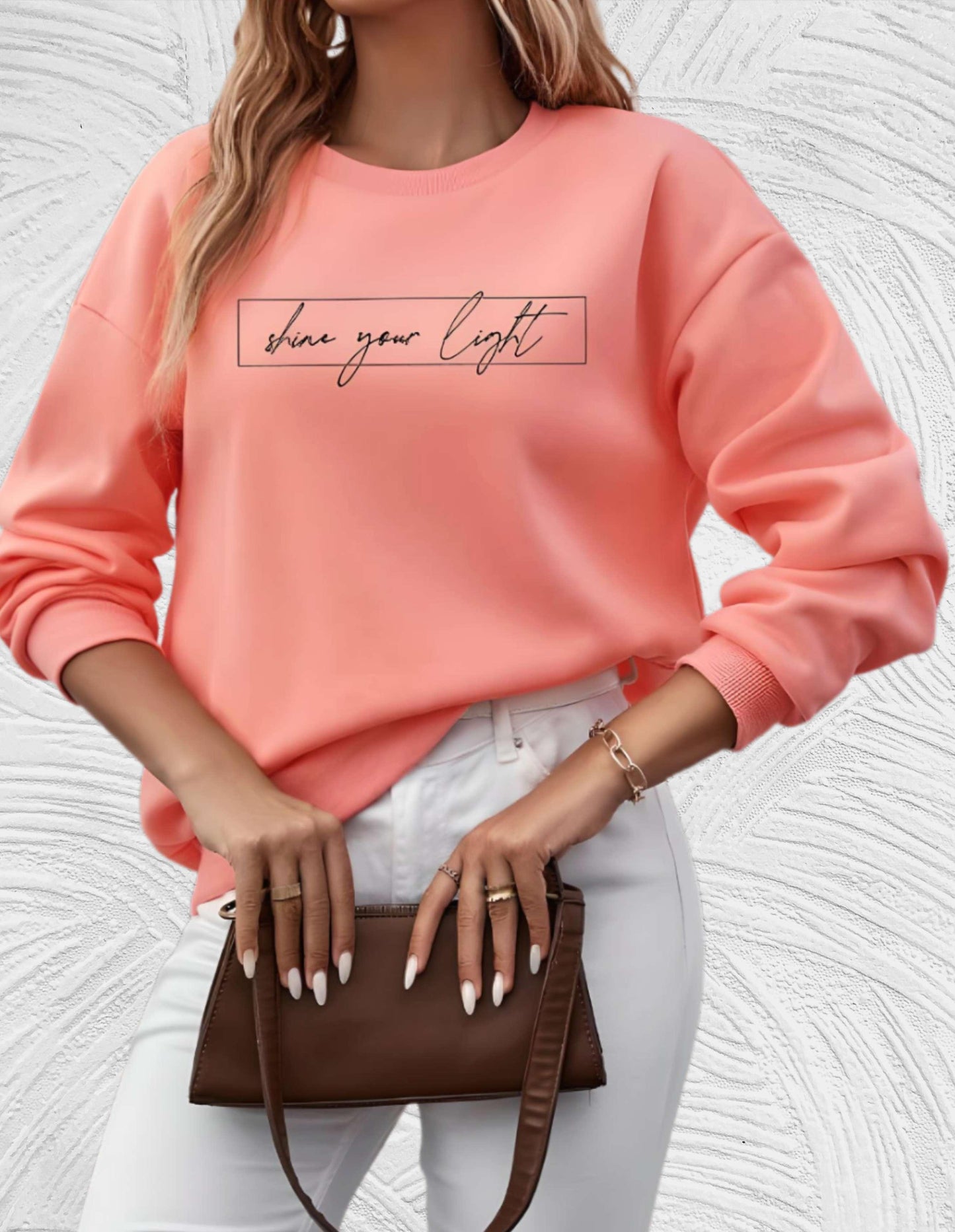 'Share your Light' Sweatshirt mit Rundhalsausschnitt in Übergröße - Helmine