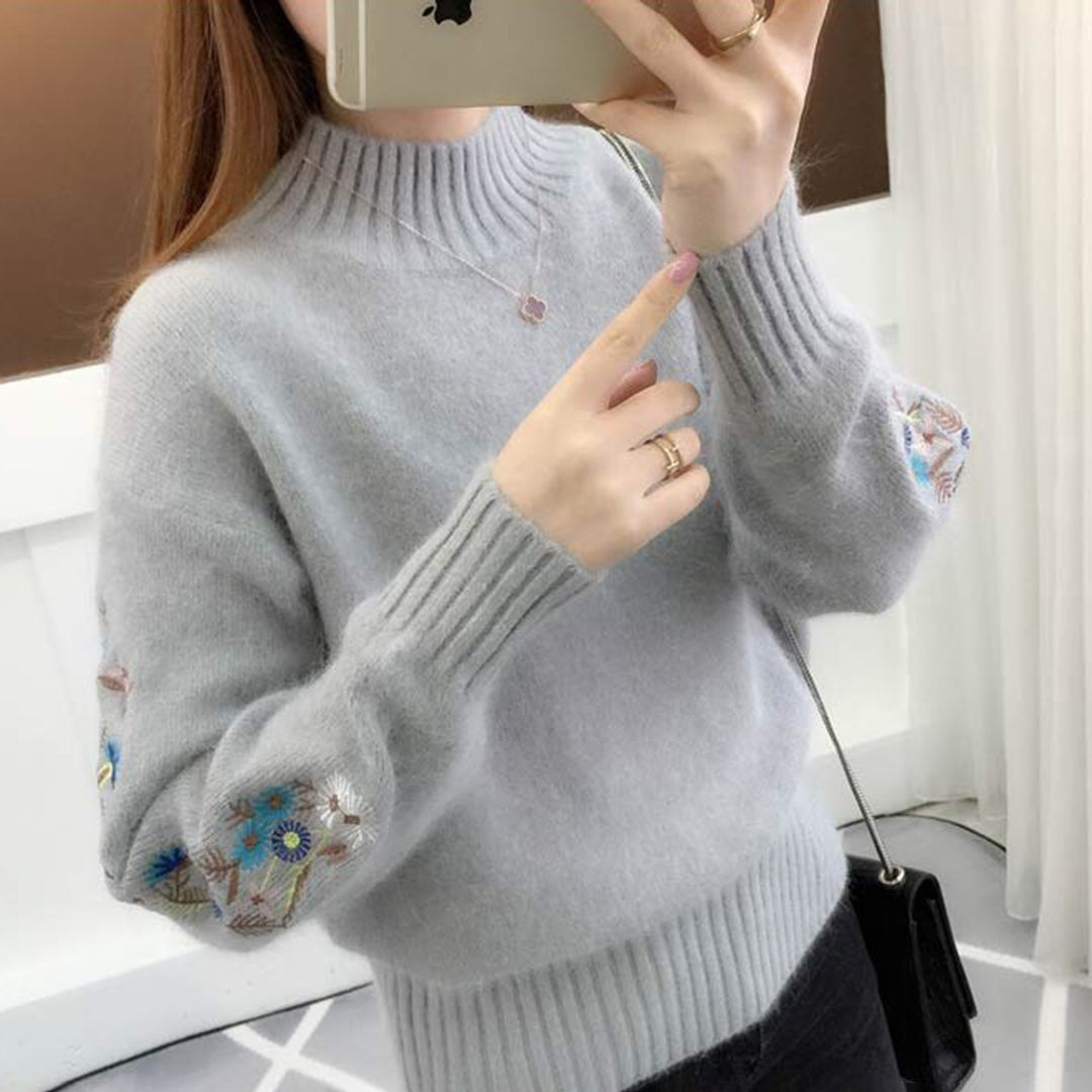 Vanessa - Strickpullover mit floraler Stickerei