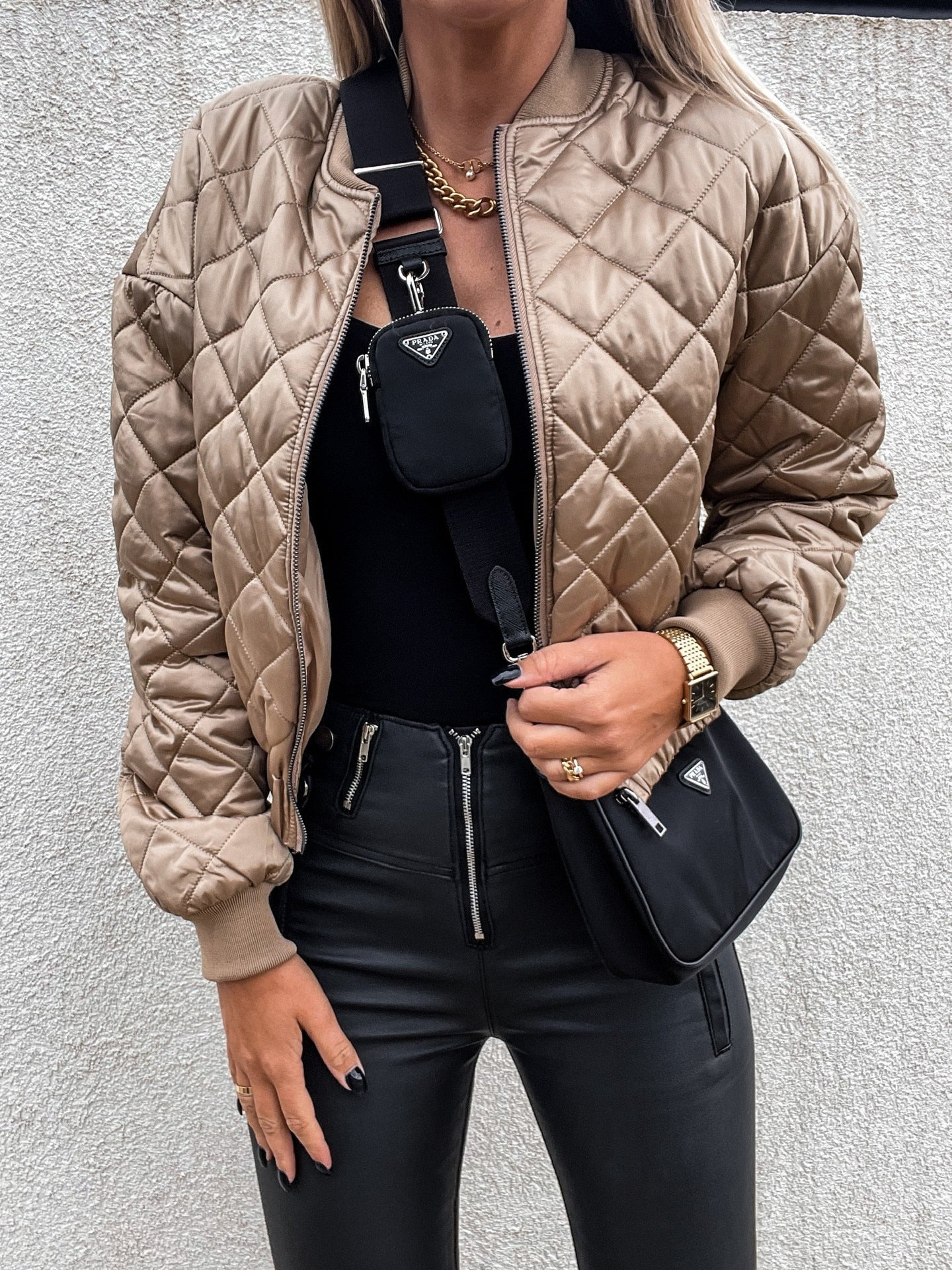 Gizelle – Metallic-Steppjacke für Damen