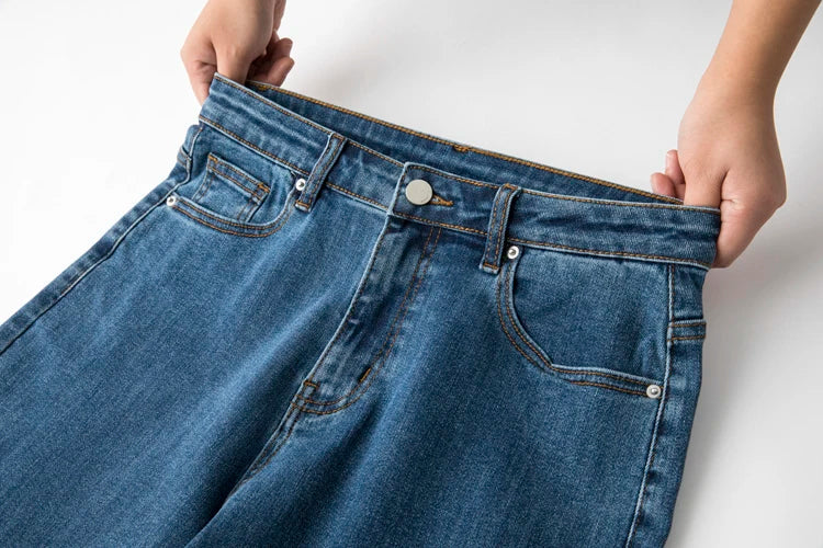 Schwarze High-Waist Jeans - Sophia