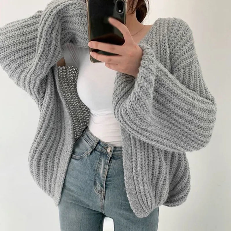Gemütliche Strickjacke - Maria