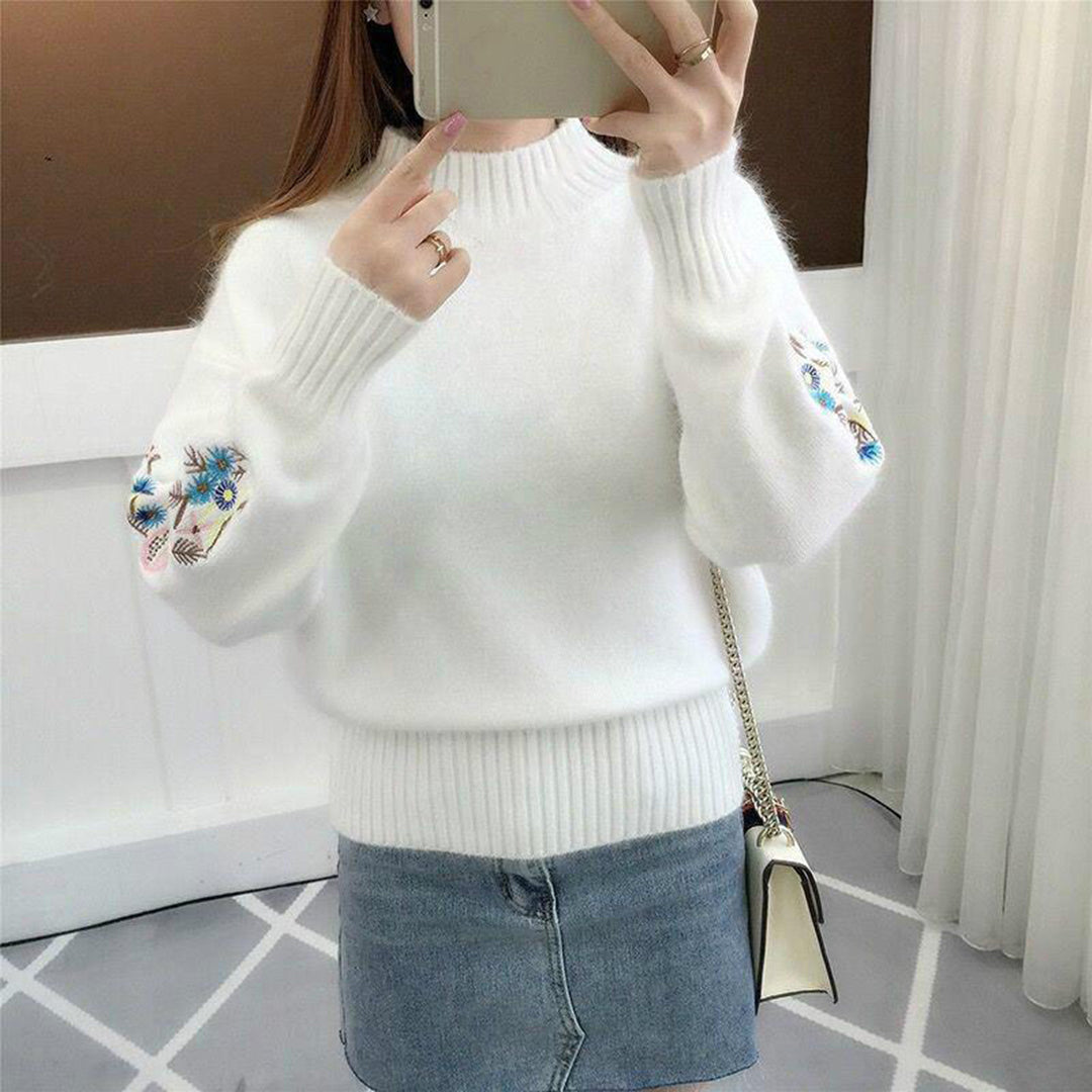 Vanessa - Strickpullover mit floraler Stickerei