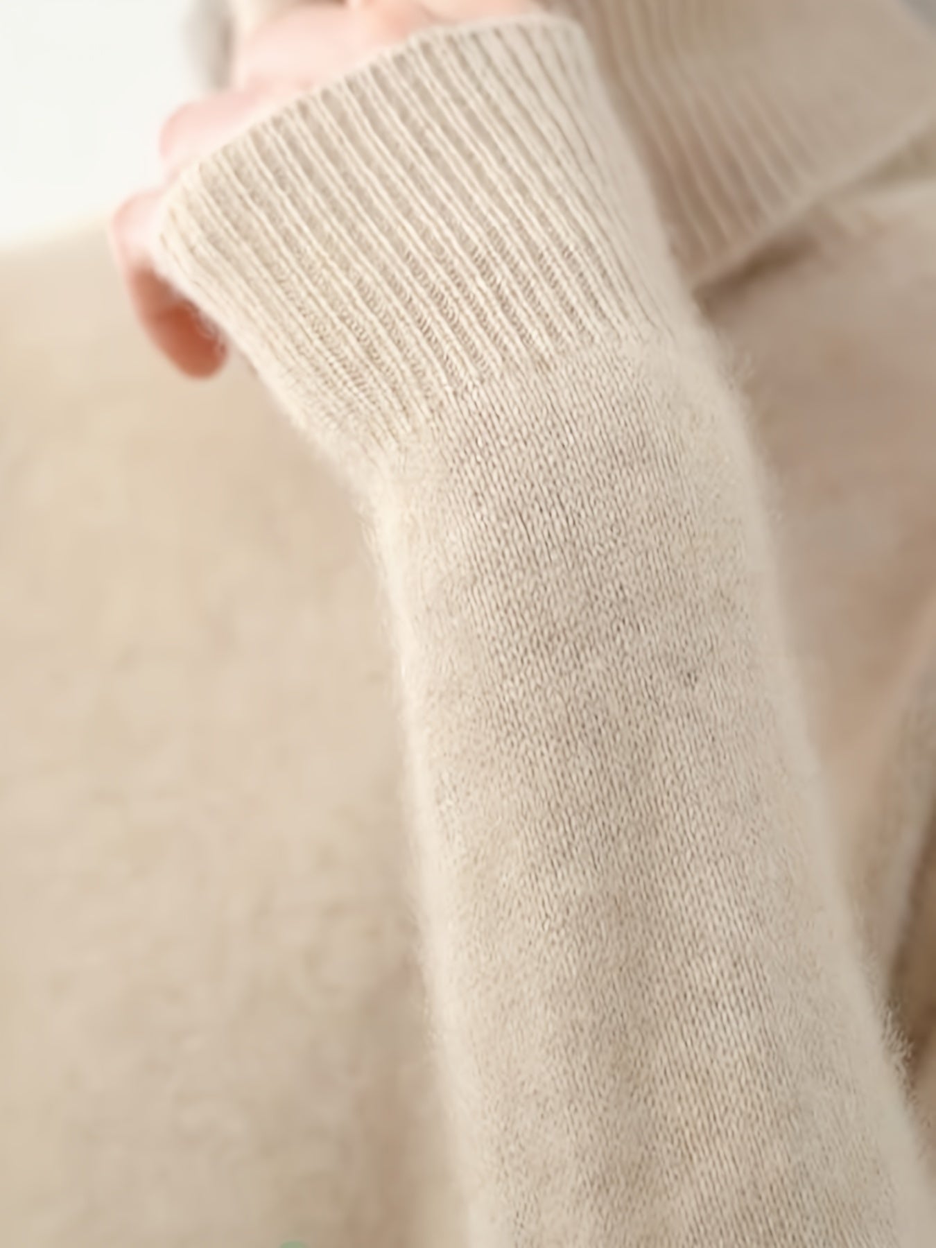 Kamelbrauner Rollkragenpullover - Emilia