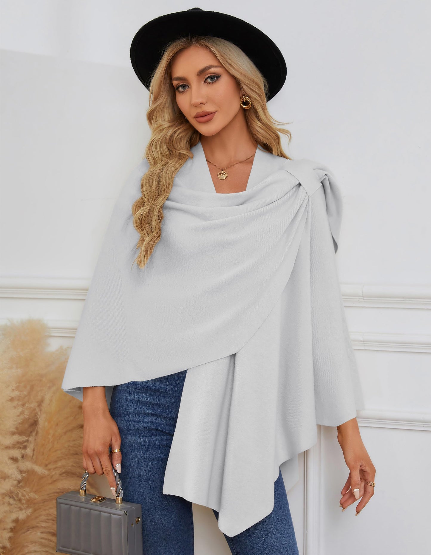 Schwarzer Poncho Pullover mit Überkreuz-Front - Eleganza