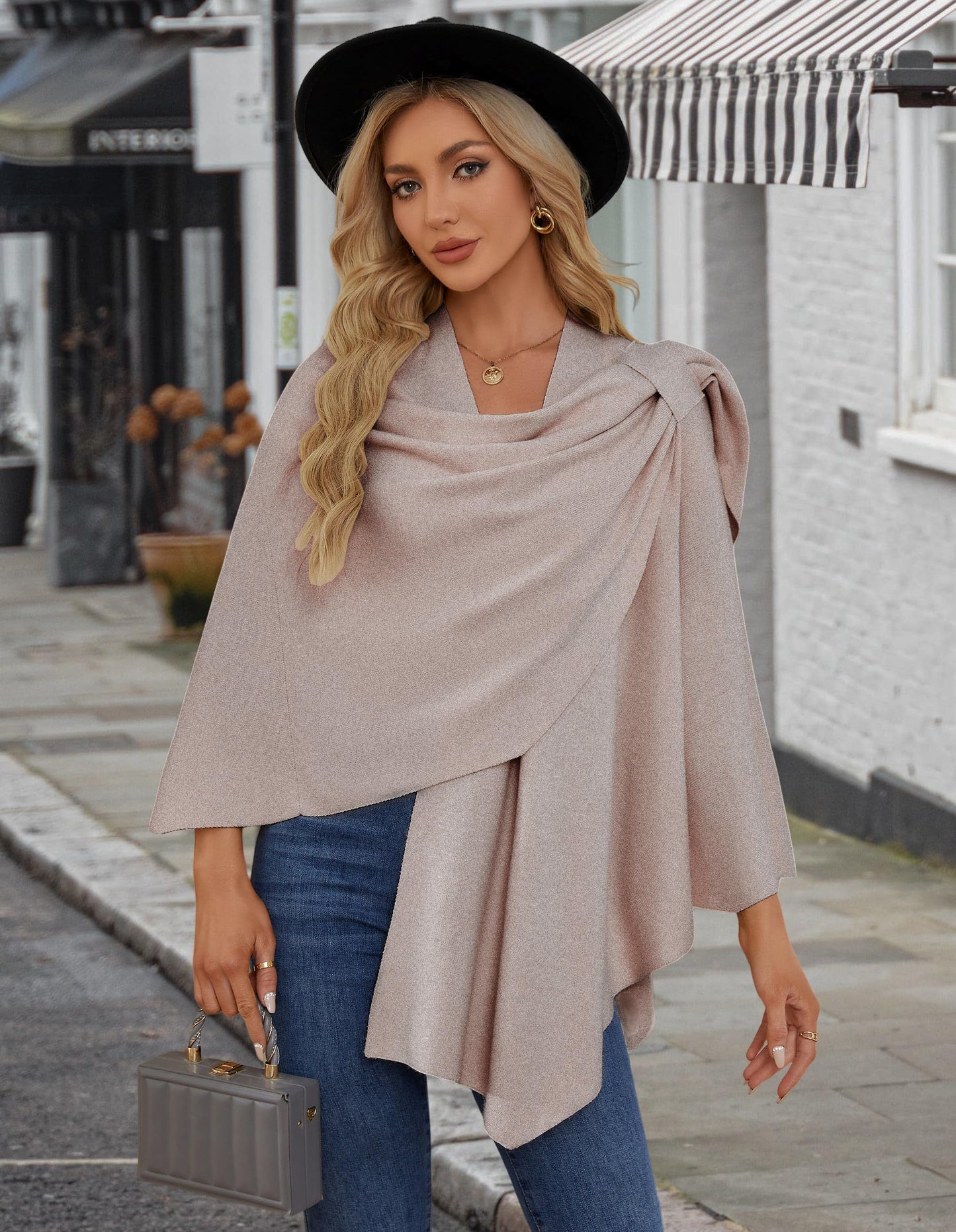 Schwarzer Poncho Pullover mit Überkreuz-Front - Eleganza