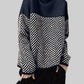 Beiger Zweifarbiger Rollkragenpullover – Clara