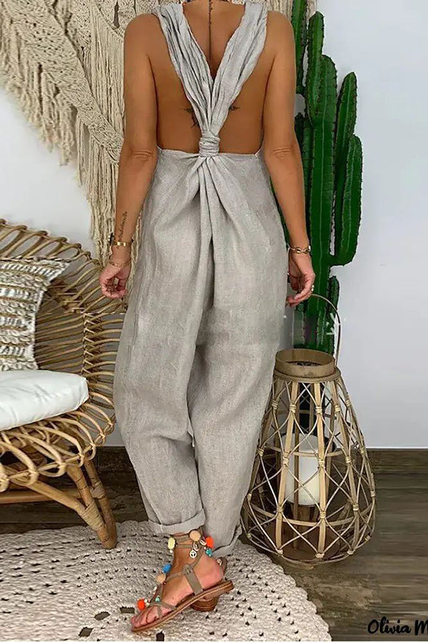 Luftiger Jumpsuit mit Raffdetail