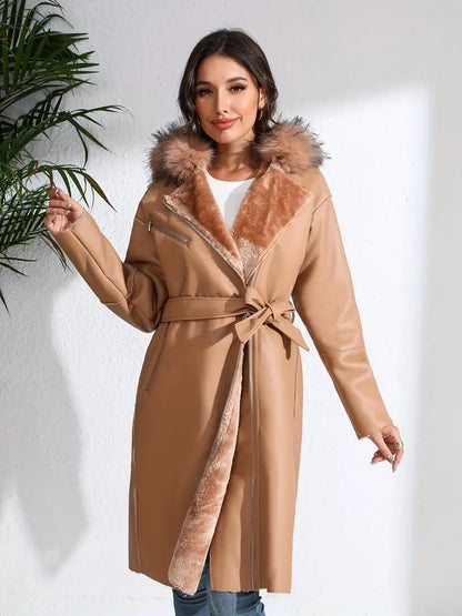 Lederjacke mit Fellkapuze - Melanie