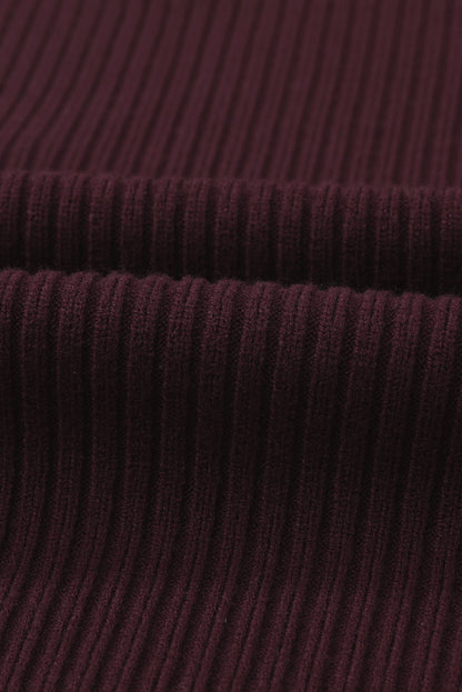 Gestrickter Damen Pullover mit kurzen Ärmeln und Tasche