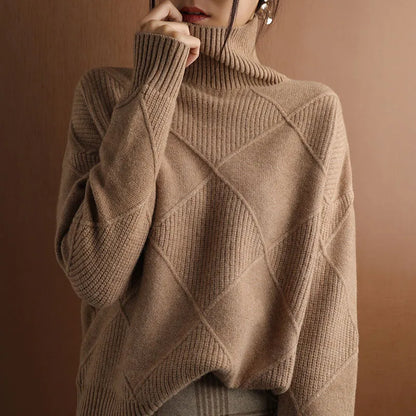 Rauten-Rollkragenpullover – Raffinierte Wärme mit modernem Stil