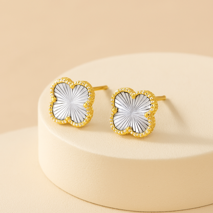 Kleeblatt Ohringe in Gold