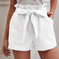 Carla - Schwarze Shorts mit Bindegürtel