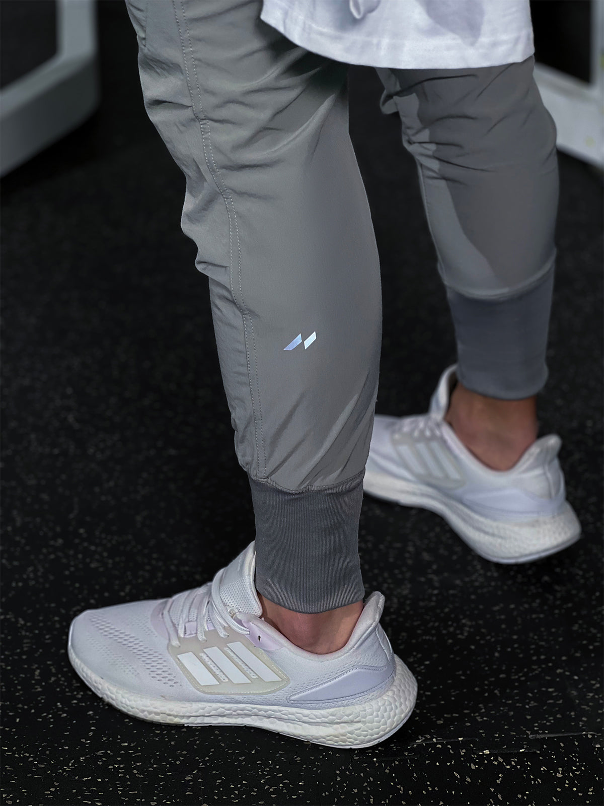 Dynamische Performance-Jogginghose mit Taschendetail