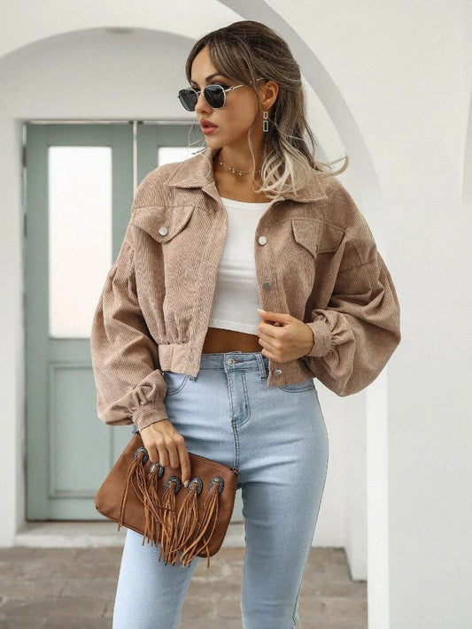 Astrid - Gekürzte Cordjacke mit Fronttaschen