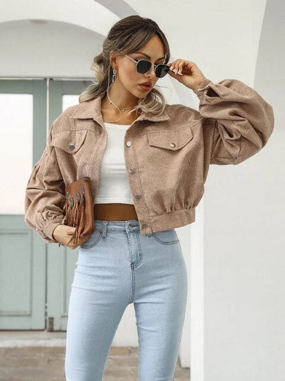 Astrid - Gekürzte Cordjacke mit Fronttaschen