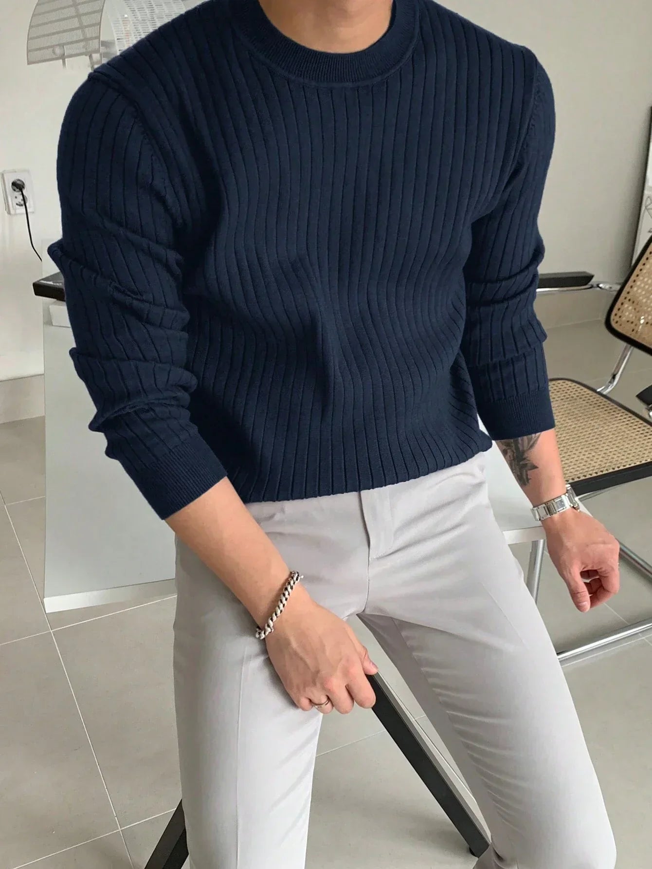 Gemütlicher Strickpullover für Herren: Zeitlose Eleganz