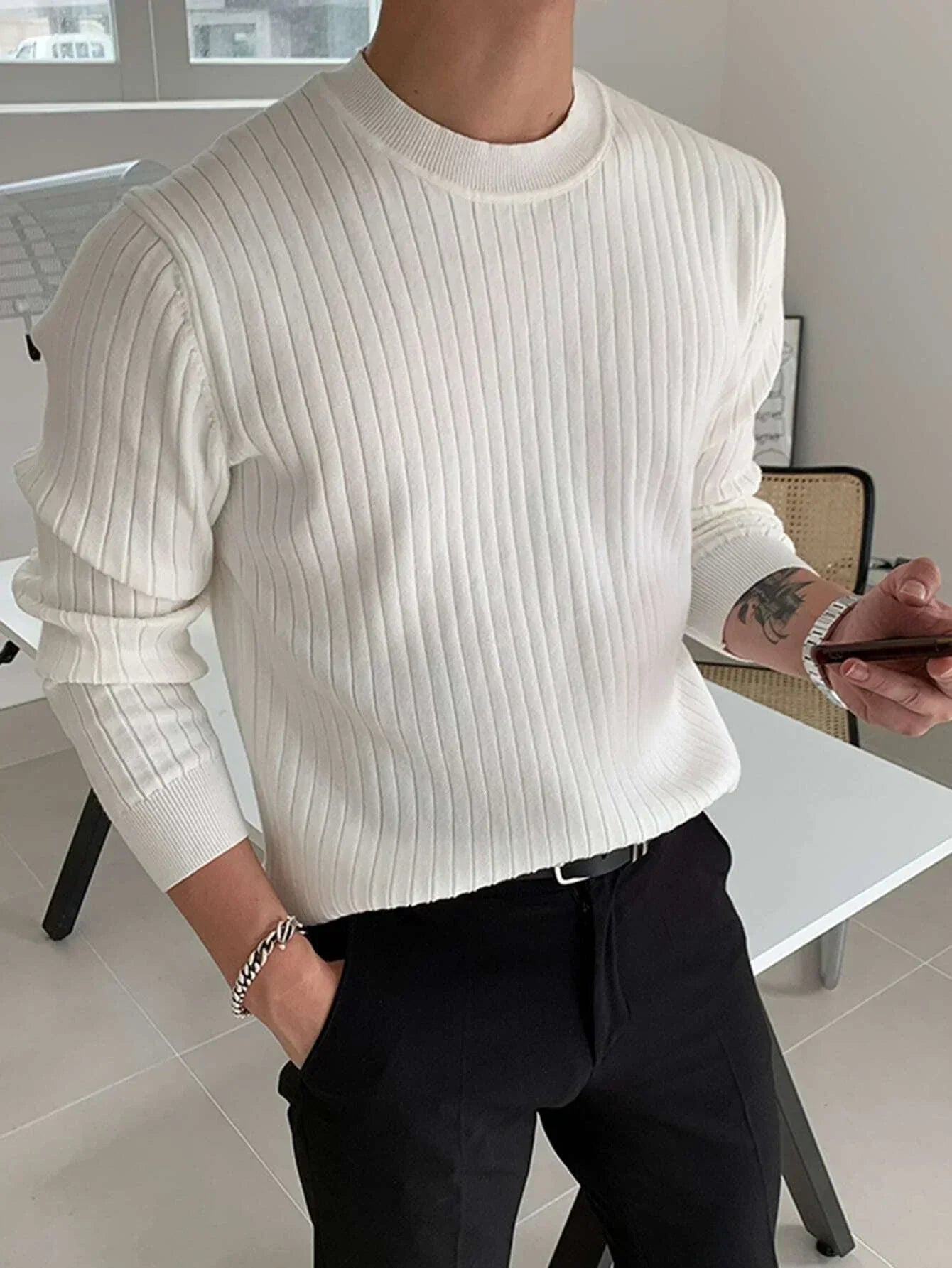 Gemütlicher Strickpullover für Herren: Zeitlose Eleganz