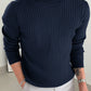 Gemütlicher Strickpullover für Herren: Zeitlose Eleganz