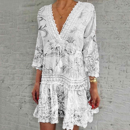 Neues Sanftes Kleid Mit Tiefem V-Ausschnitt