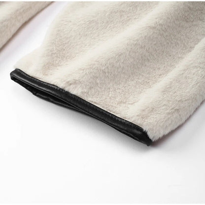 Avalon - Eleganter Wollmix-Mantel mit Knebelverschlüssen