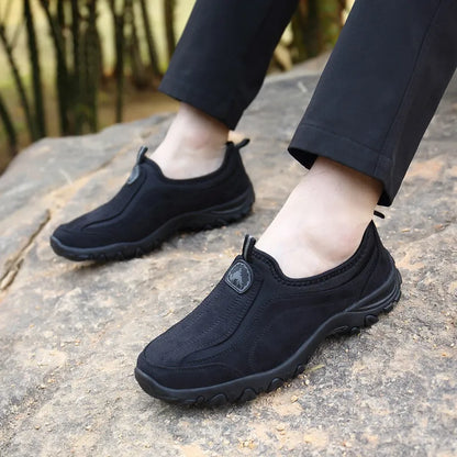 Komfortable Wanderschuhe für Herren mit Fußgewölbestütze