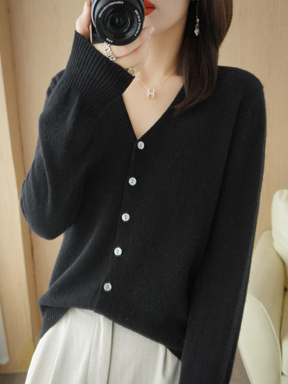 Damen Strickjacke mit V-Ausschnitt | Lässig