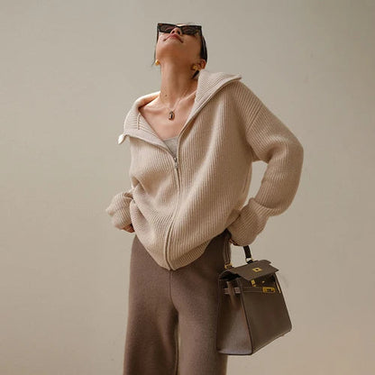 Pullover mit Kragenreißverschluss – Müheloser Chic mit moderner Eleganz